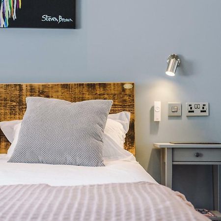Lymm Boutique Rooms Bagian luar foto